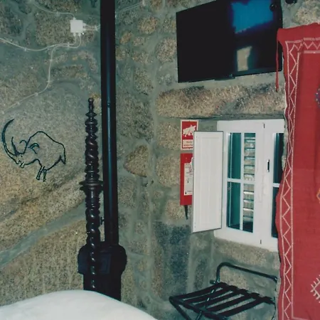 Casa Da Gruta Feriehus Monsanto